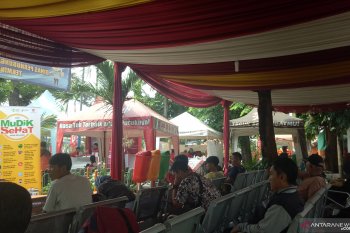 Aneka posko ramaikan ruang tunggu Terminal Kalideres