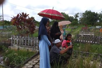 Kuburan Muslimin Banjarmasin ramai peziarah