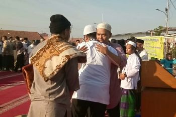 Warga "mudik" ke Kampung Akuarium  sambung silaturahim