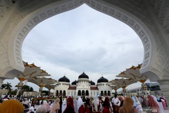 Idul Fitri momentum redakan tensi politik