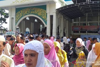 Khatib: Ramadhan ajarkan dan didik untuk peduli sesama