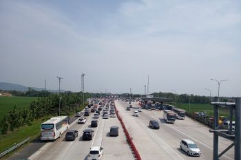 Operator tol LMS prediksi puncak arus balik di tol Cipali Sabtu-Minggu
