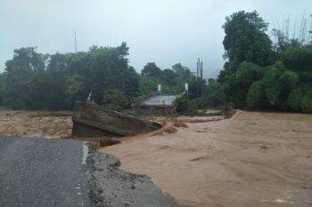 Jalan Trans Sulawesi Sulteng-Sultra putus, kawasan IMIP terisolir