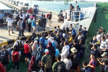 Pelni operasikan kapal rede di Karimunjawa