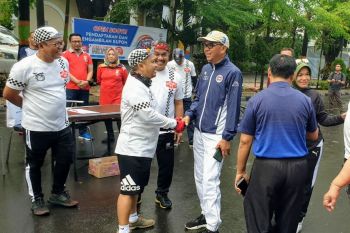Gubernur Sulsel tinjau penyeberangan antarpulau  Kayu-Bangkoa Makassar