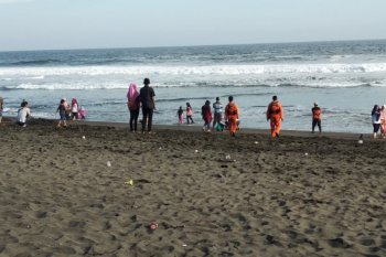 Basarnas Yogyakarta siaga di objek wisata pantai