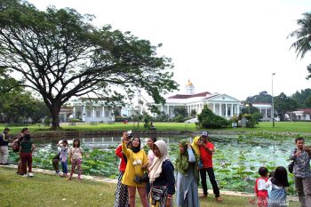 Jelajah Kebun Raya Bogor tanpa tersesat dengan Jawara