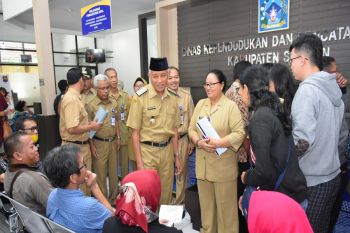 Bupati Sleman sidak OPD cek kehadiran ASN