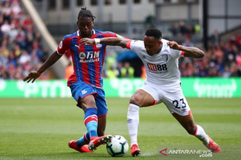 Manchester United ajukan penawaran Wan-Bissaka 40 juta pounds, ditolak Palace