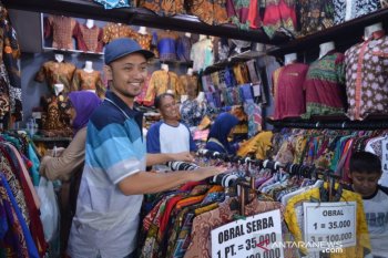 Batik Night Market pengaruhi kenaikan penjualan batik Pekalongan