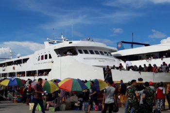 Jumlah penumpang arus balik melebihi kapasitas diawasi intensif KSOP Ternate