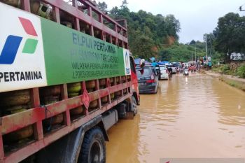 Poros Kendari-Konawe-Kolaka Terputus, Pertamina Optimalkan Rute Alternatif Distribusi BBM/LPG
