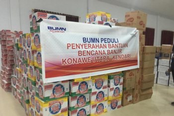 Kementerian BUMN salurkan Rp385 juta untuk korban banjir Konawe Utara