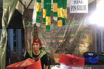 Berjualan pakaian khas Betawi inilah cara melestarikan budaya