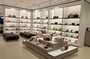 Charles &amp; Keith beri potongan harga 70 persen aksesoris wanita di MaRI