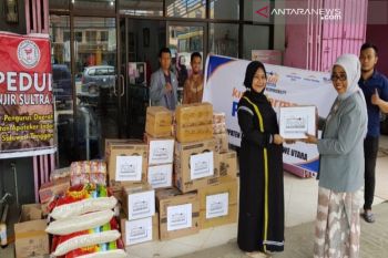 PD IAI Sultra salurkan bantuan ke dua daerah korban bencana