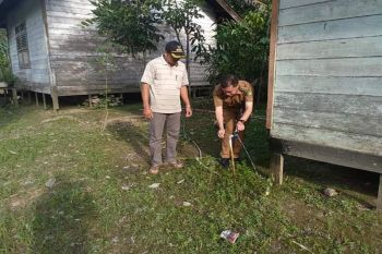 Warga Desa Ketapang nikmati air bersih pegunungan