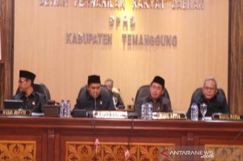DPRD pertanyakan turunnya PAD Temanggung