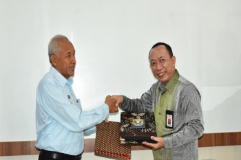 Pemkab Sleman dan Kemenkeu menandatangani perjanjian hibah barang