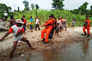 Tim SAR lanjutkan pencarian korban tenggelam di Sungai Wami