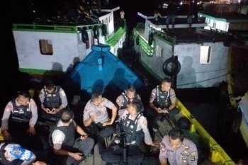 Satu SSK Brimob masih siaga di Pulau Adonara