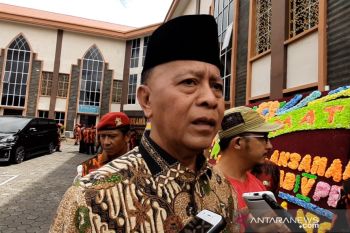 Warga keluhkan minimnya bak sampah di Kilometer Sembilan