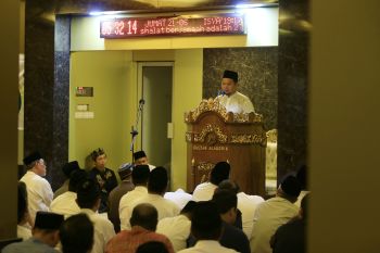 Pejabat Wali Kota Makassar  luncurkan program Jumat ibadah
