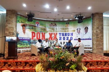 Menpora meminta noken jadi cenderamata PON XX Papua
