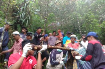 Jasad seorang petani ditemukan di jurang sedalam 20 meter