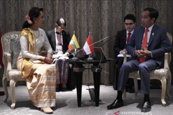 Junta Myanmar memberikan grasi kepada Aung San Suu Kyi
