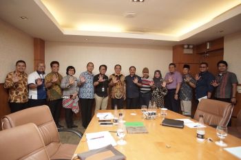 Tingkatkan nilai Jual, Bupati tandatangani MoU bersama perusahaan pengolahan sabut di Jakarta