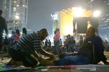 Ada tukang pijat di HUT DKI Jakarta