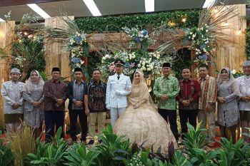 Wabup hadiri pesta pernikahan putra bungsu Bupati, Muhammad Wardan