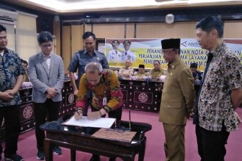 Mataram-LKBN Antara menandatangani nota kesepahaman informasi publik