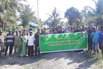 Kodim 1712/Sarmi gelar bakti sosial di dua kampung terdampak gempa