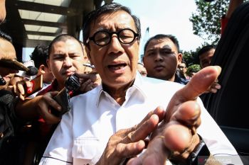 KPK periksa dua saksi proses penganggaran proyek KTP-el Yasonna Laoly dan Taufiq Effendi