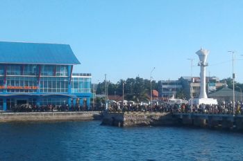 Tiga kapal Pelni muat ribuan penumpang dari pelabuhan Murhum Baubau