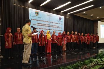 Dewan Pengupahan Sumbar 2019-2022 Dikukuhkan