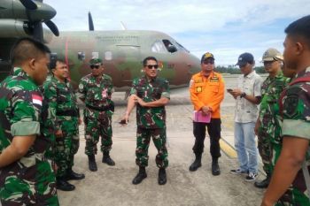 Cuaca buruk warnai pencarian helikopter MI 17 di Papua