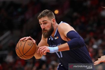 NBA:  Valanciunas dilaporkan berencana bertahan di Grizzlies