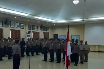589 personel Polda Sultra naik pangkat
