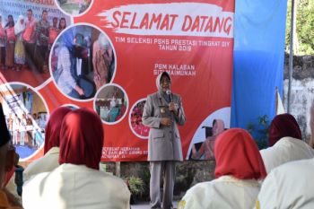 Pemkab Sleman menargetkan angka kemiskinan turun hingga 8 persen