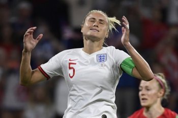 Gagal ke final, kapten timnas putri Inggris patah hati