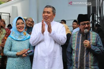 Ahmad Ali akui Pasha Ungu dipertimbangkan menjadi calon  pasangannya di Pilkada Sulteng