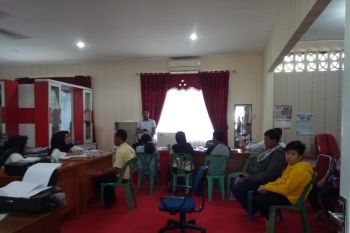 Ratusan orang tua protes soal PPDB ke Disdik Tanjungpinang