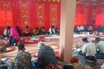 Seratusan "Jamba" dihidangkan pada peresmian Kantor Nagari Lubukbasung Agam