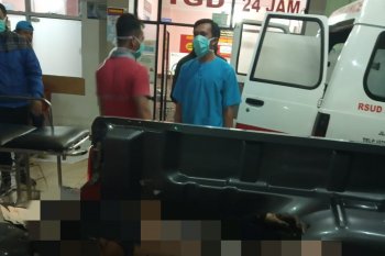 Seorang warga tewas dengan luka bakar saat angkut dua jeriken bbm