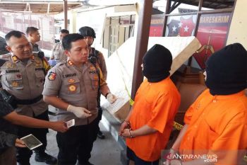 Polisi tangkap dua pencuri di rumah mantan Bupati Barut