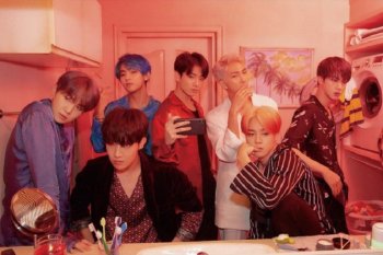 BTS berhasil di posisi puncak tangga lagu Oricon Jepang