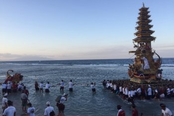 Desa Adat Karangsari Melaksanakan Ngaben Massal 5 tahun sekali